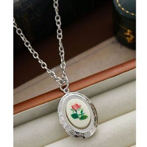 Silver Oval Floral Rose Locket Pendant Necklace Charm Victorian Style 20" Chain